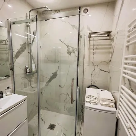 Triangle D'or Proche & Casino Aux Clefs Des Sacres Apartment