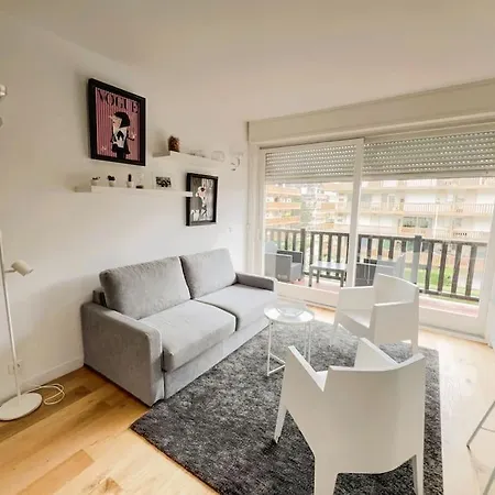 Triangle D'or Proche & Casino Aux Clefs Des Sacres Apartment