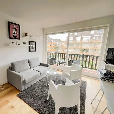 Triangle D'or Proche & Casino Aux Clefs Des Sacres *